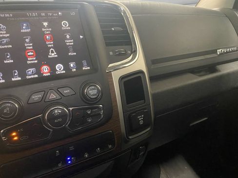 Used 2017 RAM 1500 Laramie AWD/4WD image 19