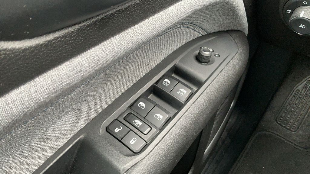 Used 2024 Jeep Compass Latitude AWD/4WD image 14