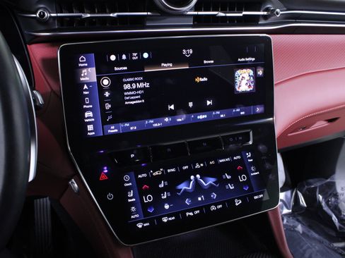 Used 2023 Maserati Grecale Modena image 30