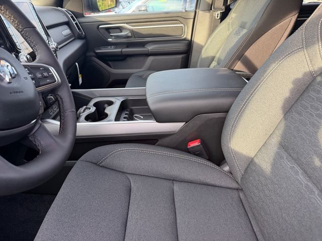 New 2026 RAM 1500 Big Horn AWD/4WD image 25