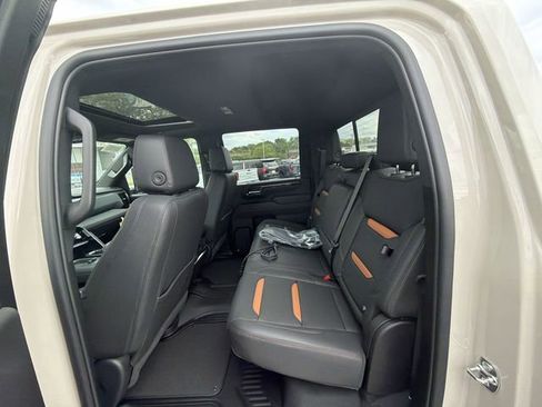 New 2026 GMC Sierra 2500 AT4 AWD/4WD image 19