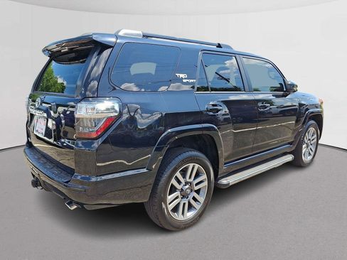 Used 2022 Toyota 4Runner TRD Sport AWD/4WD image 11