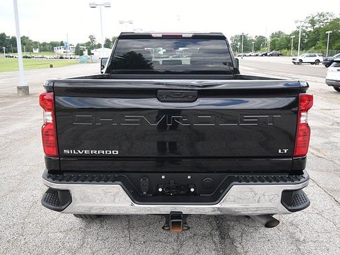 Used 2024 Chevrolet Silverado 2500 LT AWD/4WD image 6