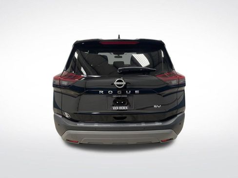 Used 2023 Nissan Rogue SV w/ SV Premium B Package image 14
