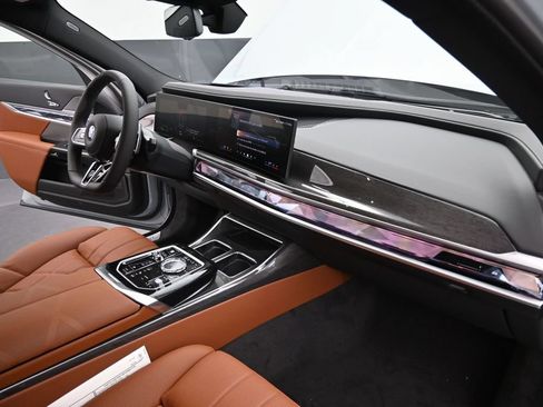 New 2026 BMW 740i w/ Executive Package RWD image 20