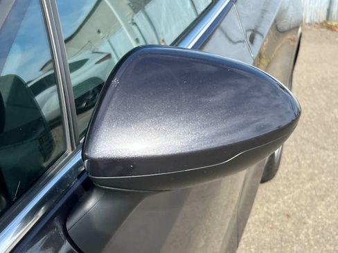 Used 2017 Chevrolet Cruze LT FWD image 12