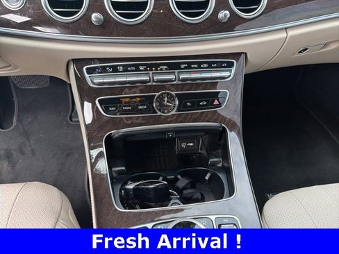 Used 2019 Mercedes-Benz E 300 image 13