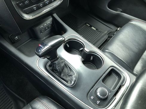 Used 2018 Dodge Durango R/T image 28