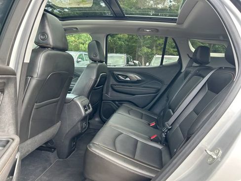 Used 2021 GMC Terrain SLT w/ Infotainment Package II AWD/4WD image 22