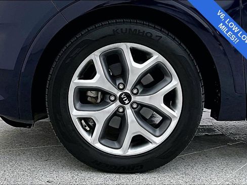 Used 2020 Kia Sorento SX image 11
