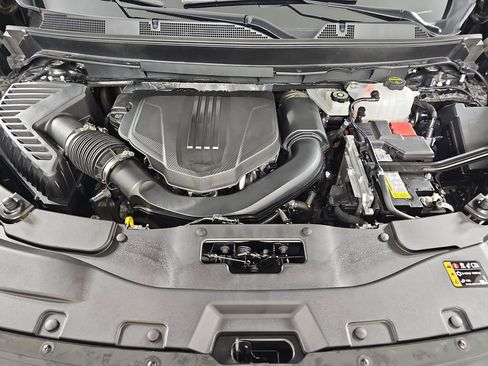 Certified 2024 Chevrolet Traverse Z71 w/ Enhanced Driving Package image 37