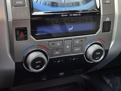 Used 2019 Toyota Tundra Limited w/ Limited Premium Package image 21