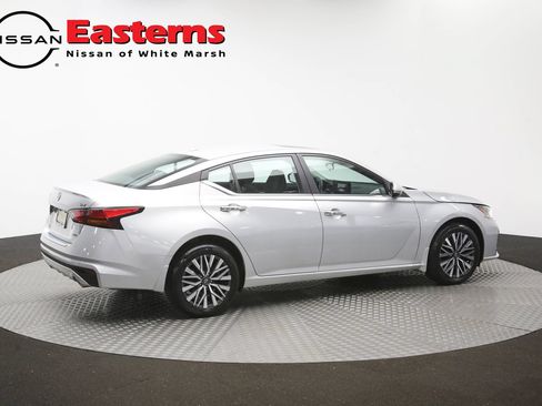Used 2023 Nissan Altima 2.5 SV w/ SV Premium Package AWD/4WD image 42