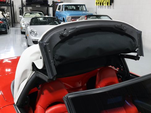 Used 2000 Chevrolet Corvette Convertible w/ Memory Pkg image 45