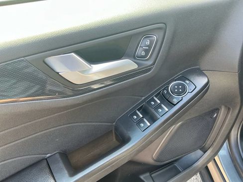 Used 2023 Ford Escape ST-Line w/ Tech Pack #1 FWD image 16