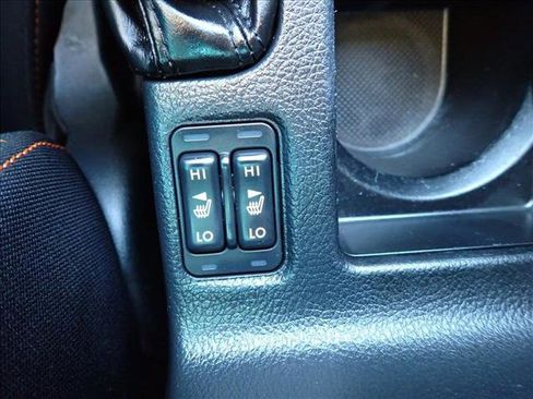 Used 2016 Subaru Crosstrek 2.0i Premium w/ Popular Package #1 image 16