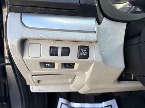 Used 2015 Subaru Forester 2.5i Limited image 27