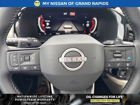 New 2026 Nissan Pathfinder SL image 24