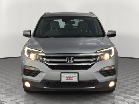Used 2017 Honda Pilot Touring image 6