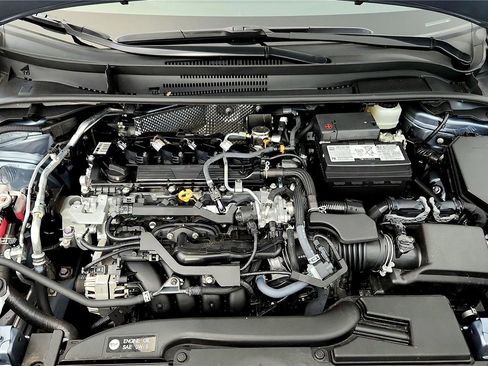 Used 2023 Toyota Corolla LE w/ Carpet Mat Package (TMS) image 31