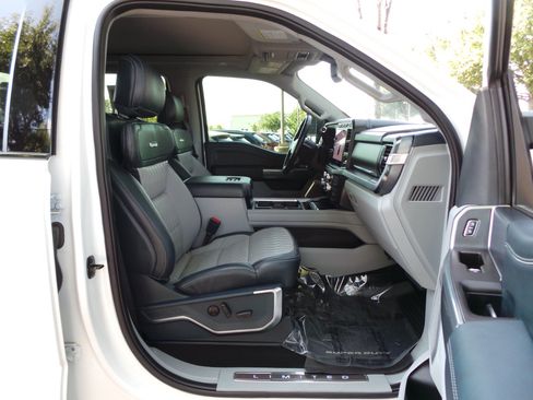 Used 2024 Ford F450 Limited w/ FX4 Off-Road Package AWD/4WD image 53