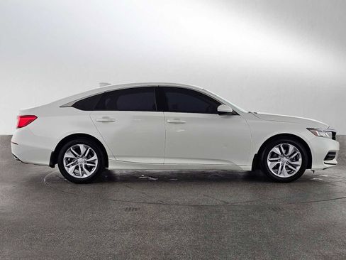 Used 2020 Honda Accord LX image 2