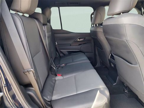 Used 2024 Lexus GX 550 550 Premium+ image 18