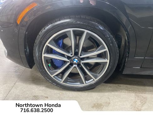 Used 2022 BMW X2 M35i w/ Premium Package image 17