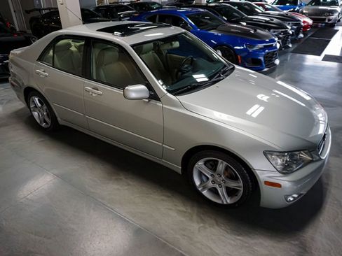 Used 2002 Lexus IS 300 image 52
