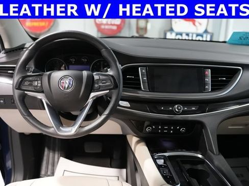 Used 2023 Buick Enclave Essence AWD/4WD image 2