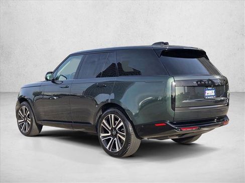 Used 2023 Land Rover Range Rover SE image 8