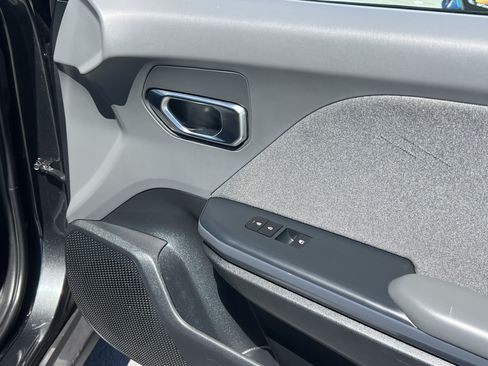 Certified 2025 Kia K4 EX FWD image 18