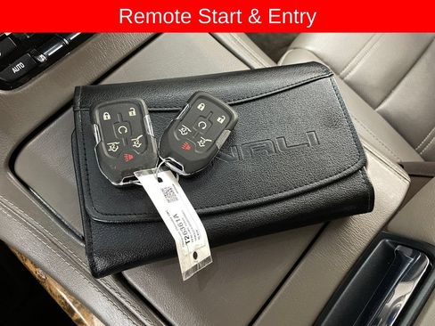 Used 2016 GMC Yukon Denali w/ Open Road Package AWD/4WD image 10