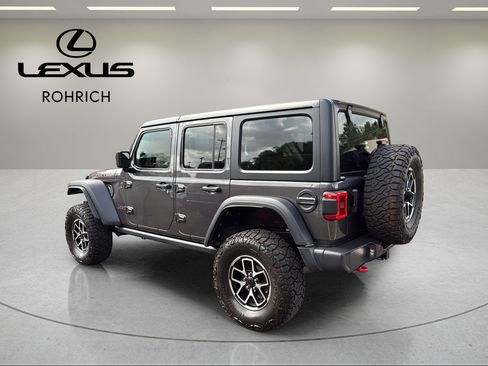 Used 2024 Jeep Wrangler Unlimited Rubicon AWD/4WD image 8
