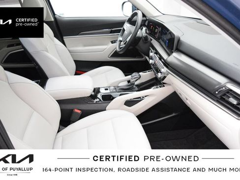 Certified 2024 Kia Telluride S w/ S Sunroof Package AWD/4WD image 17