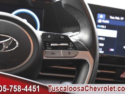 Used 2022 Hyundai Elantra SEL w/ Convenience Package image 25