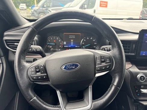Used 2020 Ford Explorer Limited AWD/4WD image 18