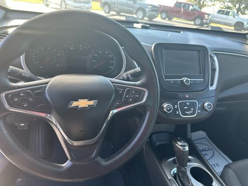 Used 2016 Chevrolet Malibu LS image 18