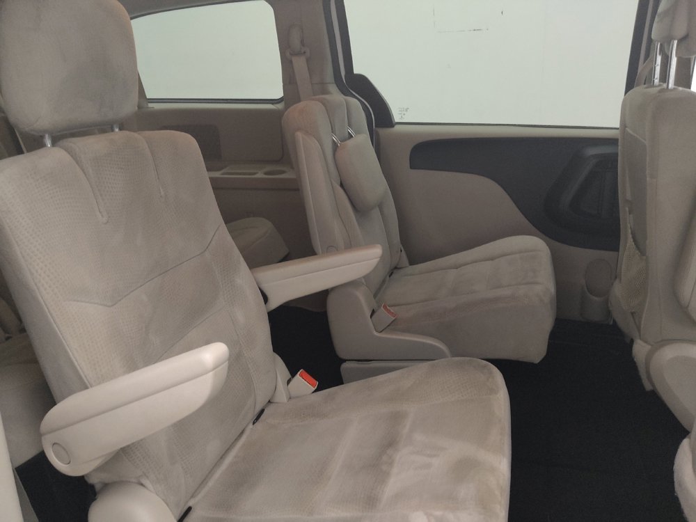 Used 2016 Dodge Grand Caravan SE w/ Quick Order Package 29E SE FWD image 19