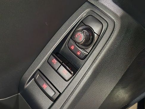Used 2025 Toyota GR86 Premium RWD image 43
