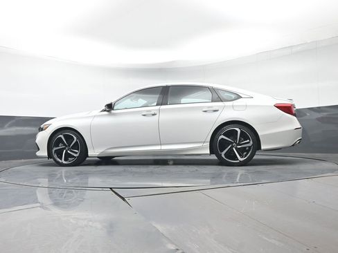 Certified 2022 Honda Accord Sport image 35