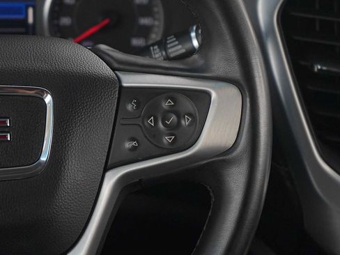 Used 2023 GMC Acadia SLT FWD image 18