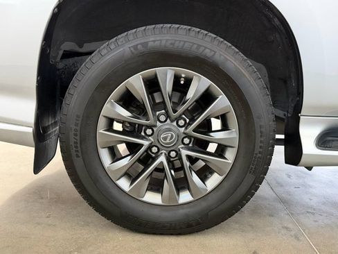 Used 2019 Lexus GX 460 Premium AWD/4WD image 11