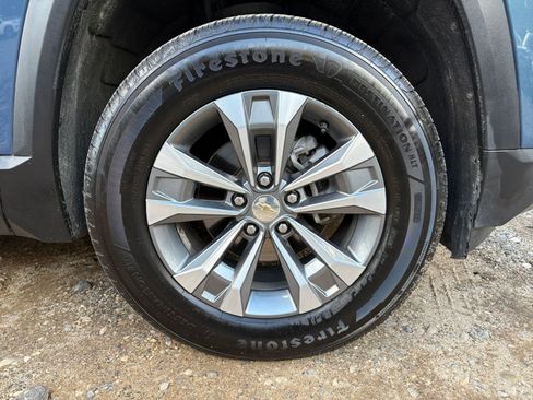 Used 2025 Chevrolet Equinox LT image 29