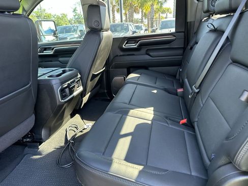 Used 2024 GMC Sierra 3500 Denali w/ Denali Reserve Package image 26