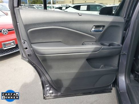 Used 2022 Honda Pilot Special Edition image 16