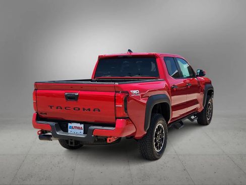 Used 2025 Toyota Tacoma TRD Off-Road image 8