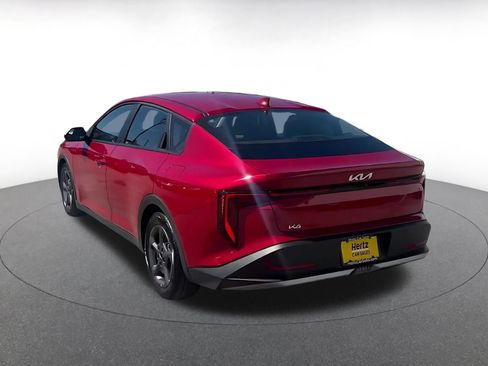 Used 2025 Kia K4 LXS image 11