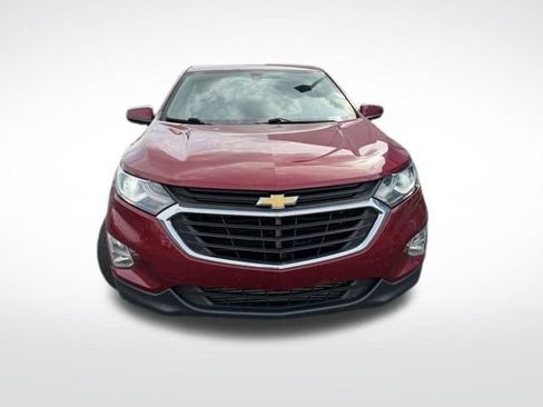 Used 2018 Chevrolet Equinox LT image 2