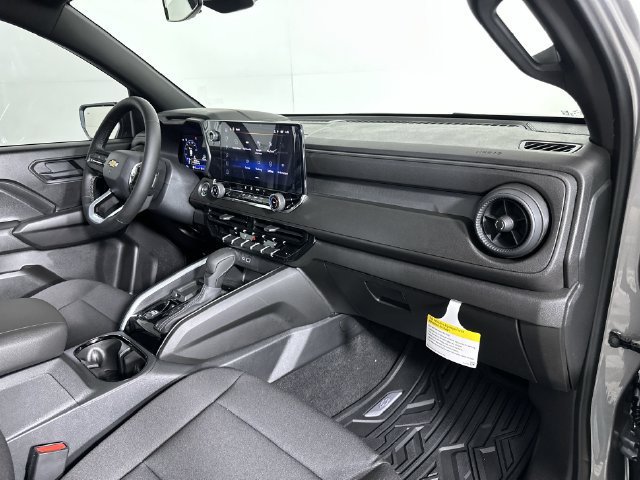 Used 2026 Chevrolet Colorado W/T RWD image 31